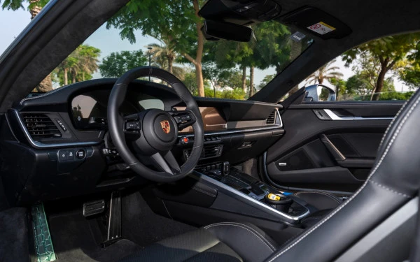 Porsche 911 Carrera GTS (Grise), 2025