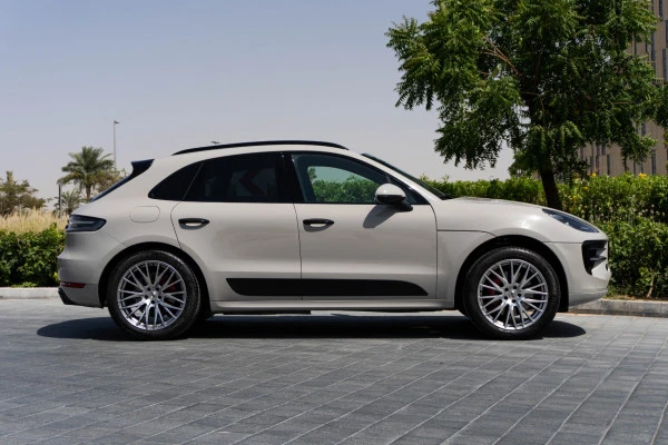 Porsche Macan (Gris), 2021