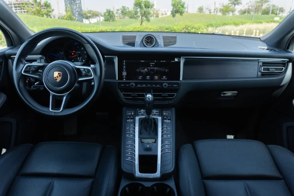 Porsche Macan (Gris), 2021