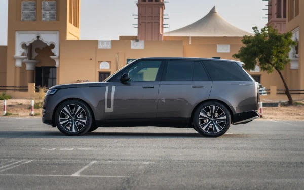 Range Rover Vogue HSE (Grey), 2023