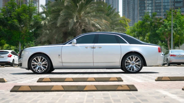 Rolls Royce Ghost (Silver), 2020