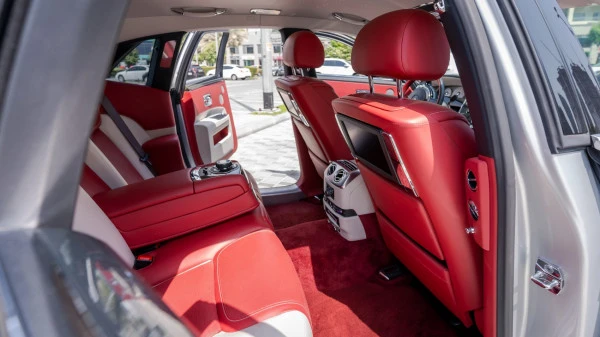 Rolls Royce Ghost (Silver), 2020