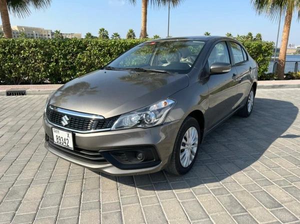 Suzuki Ciaz (Grigio), 2023