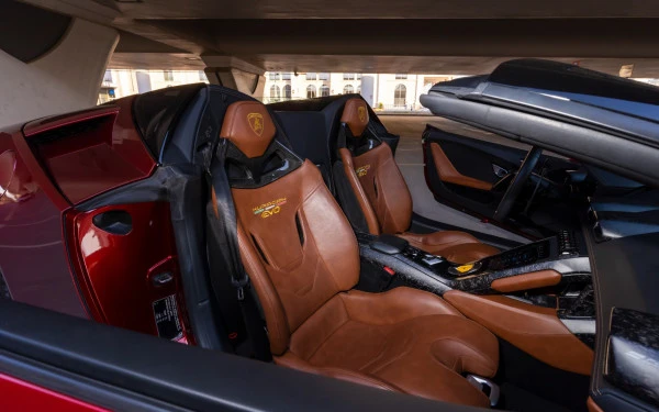 Lamborghini Huracan Evo Spyder (Maroon), 2023
