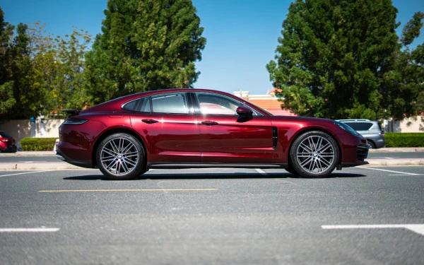 Porsche Panamera (Maroon), 2022