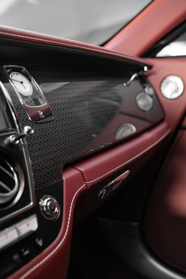 Rolls Royce Wraith Black Badge (Бардовый), 2019