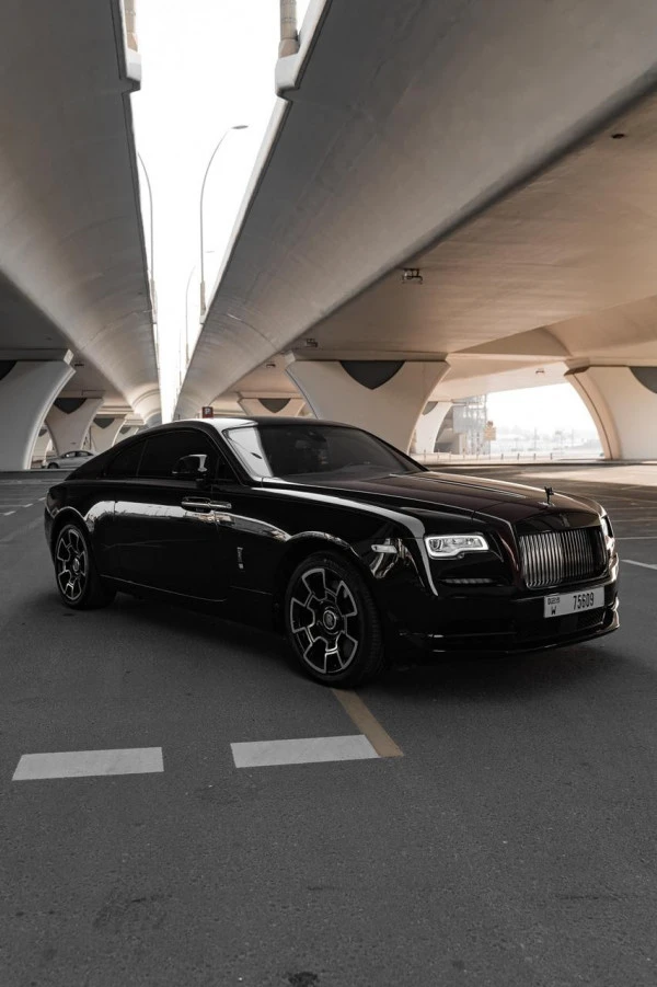 Rolls Royce Wraith Black Badge (Бардовый), 2019