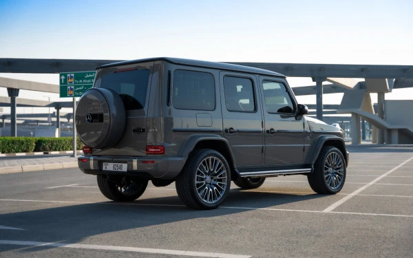 Mercedes G63 AMG (Nardo grey), 2025