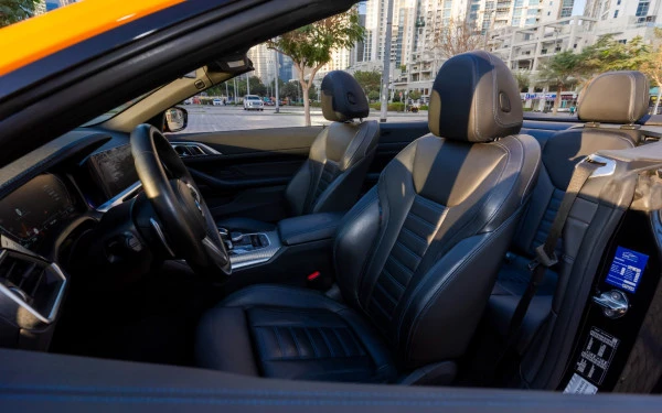 BMW 430i cabrio (Orange), 2023
