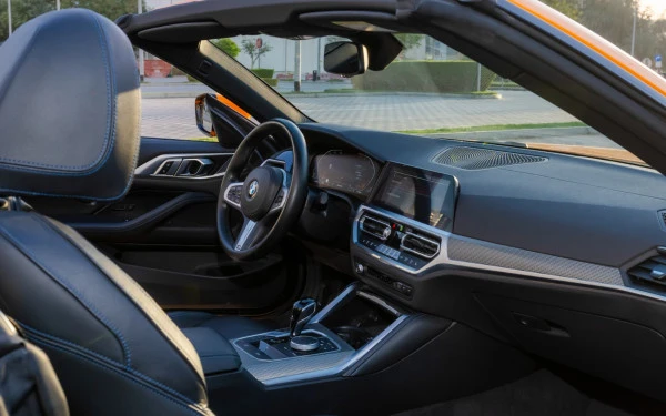 BMW 430i cabrio (Orange), 2023