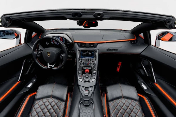 Lamborghini Aventador S Roadster (naranja), 2019