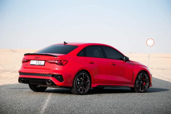 Audi RS3 Red Pack Carbon (rojo), 2022