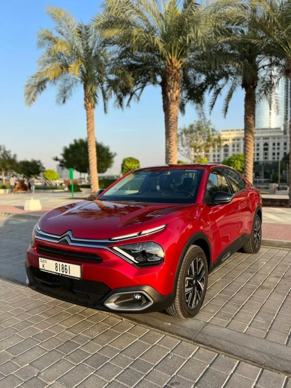 Citroen C4X Shine (rojo), 2025