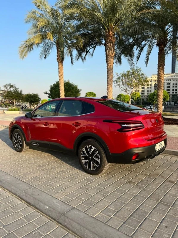 Citroen C4X Shine (rojo), 2025
