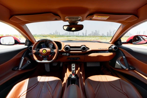 Ferrari 812 Superfast (Красный), 2019