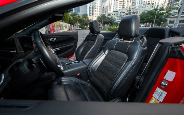 Ford Mustang cabrio (Red), 2023