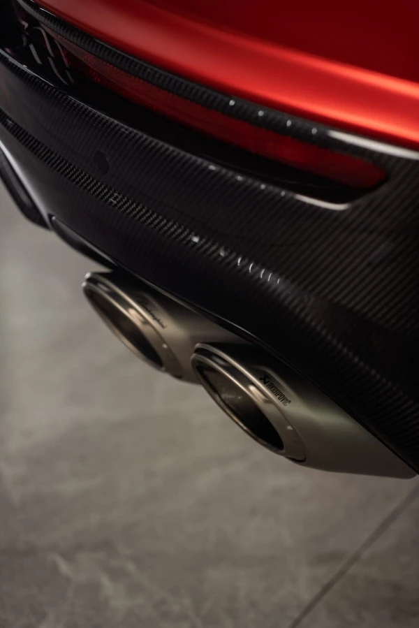 Lamborghini Urus PERFORMANTE (Red), 2023
