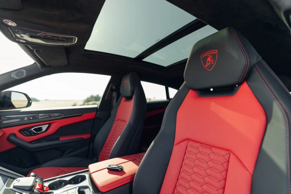 Lamborghini Urus (Rouge), 2022