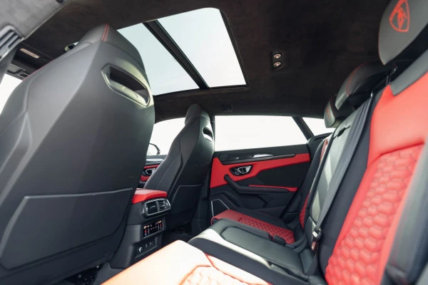 Lamborghini Urus (Rouge), 2022