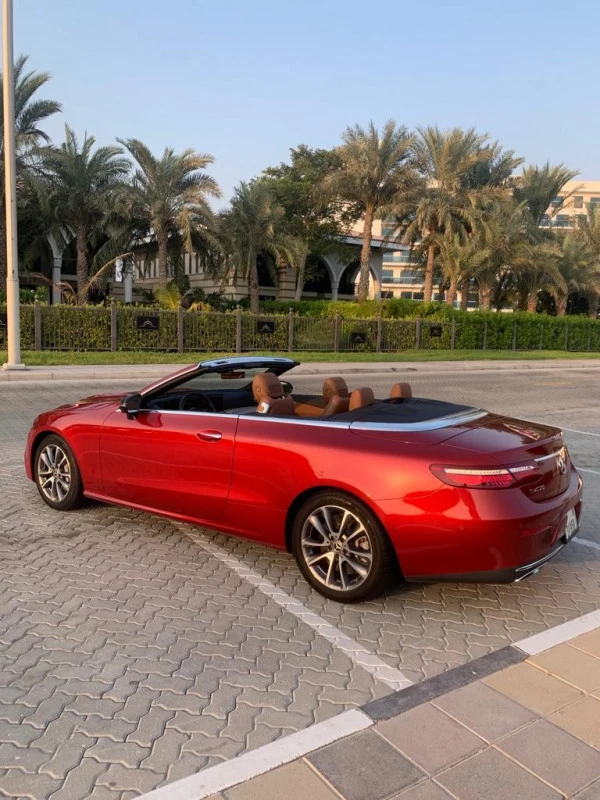Mercedes E450 cabrio (Red), 2020