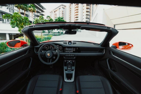 Porsche 911 Targa 4 (Красный), 2022