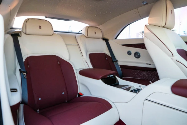 Rolls Royce Spectre (Red), 2024