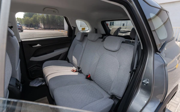 Chevrolet Captiva (Silver), 2024