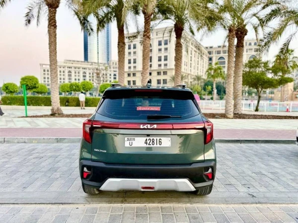 KIA Seltos (Green), 2025