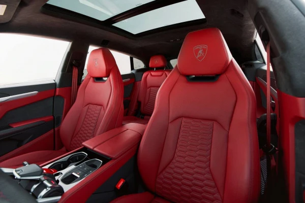 Lamborghini Urus (Silver), 2021