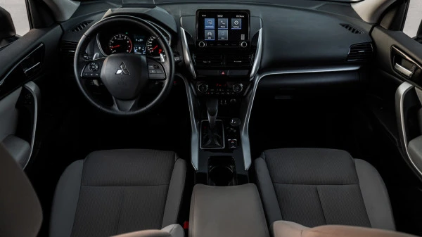 Mitsubishi Eclipse Cross (Silver), 2023