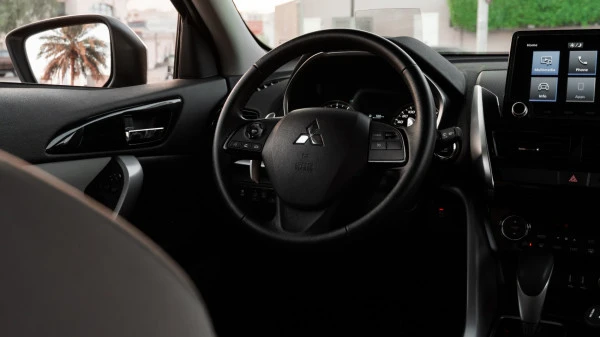 Mitsubishi Eclipse Cross (Silver), 2023