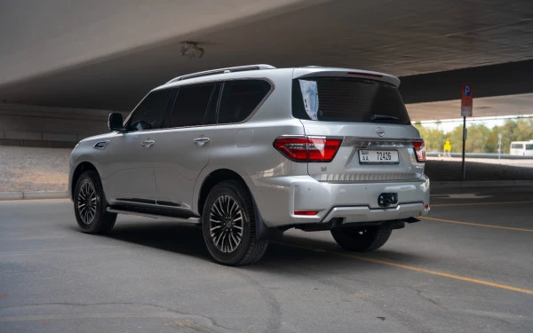 Nissan Patrol Platinum V6 (Argento), 2024