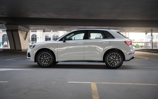 Audi Q3 (Blanco), 2024