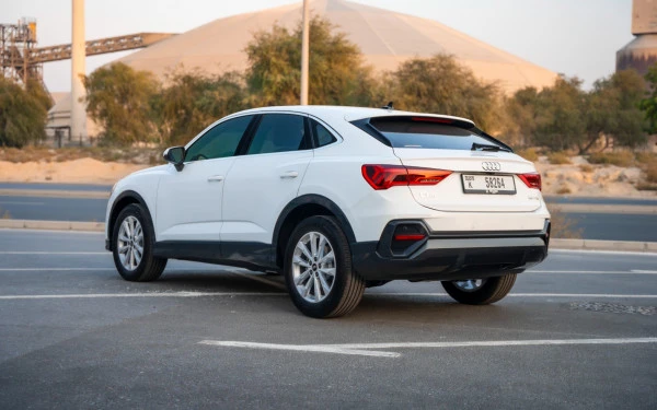 Audi Q3 Sportback (White), 2025