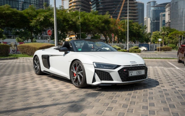 Audi R8 Spyder (Bianca), 2024