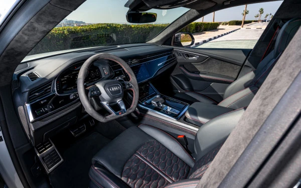 Audi RSQ8 (White), 2021