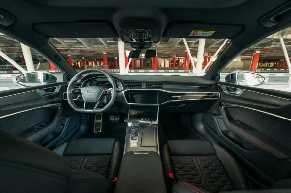 Audi RS7 (Blanco), 2023