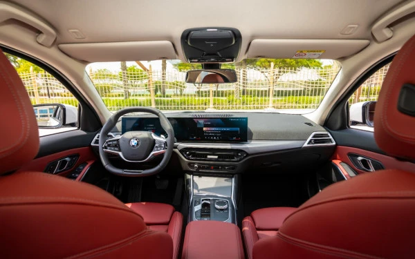 BMW 318i (White), 2025