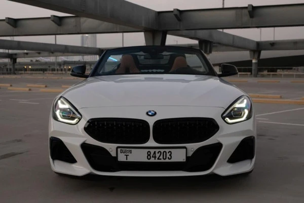 BMW Z4 M40i (Weiß), 2020