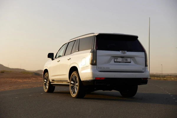 Cadillac Escalade (Bianca), 2023