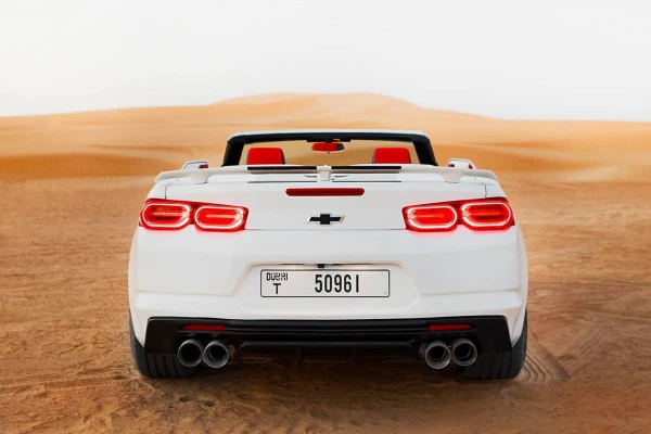Chevrolet Camaro V6 (Blanco), 2021
