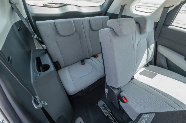 Chevrolet Captiva (White), 2024