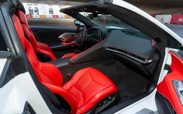 Chevrolet Corvette C8 (Blanc), 2025