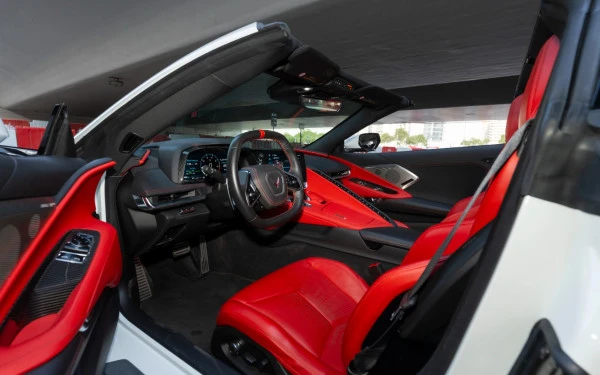 Chevrolet Corvette C8 (Blanc), 2025