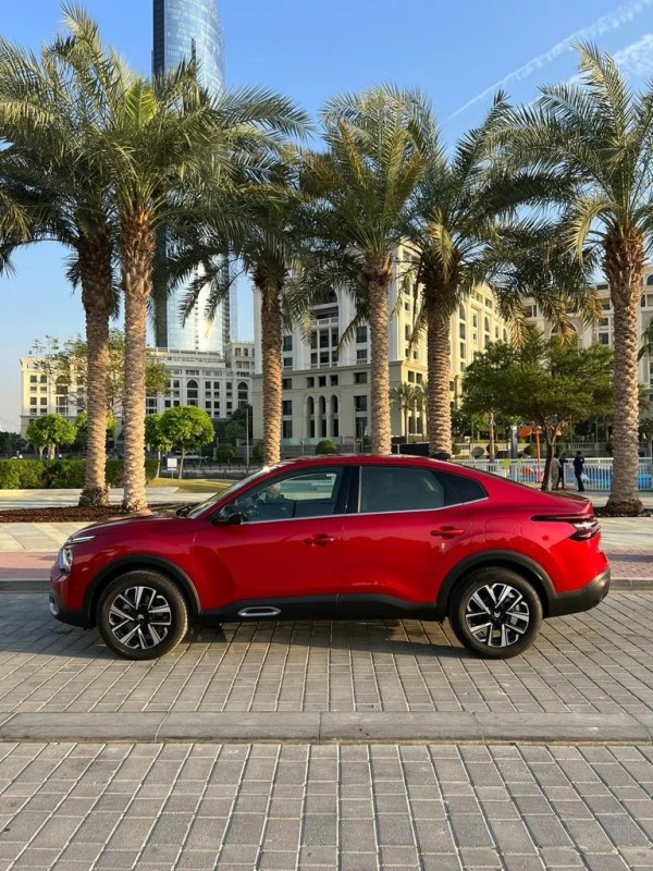 Citroen C4X Shine (Rot), 2025