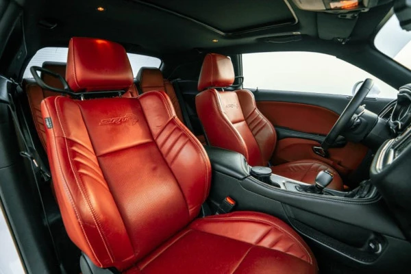 Dodge Challenger V8 Hellcat (rojo), 2018