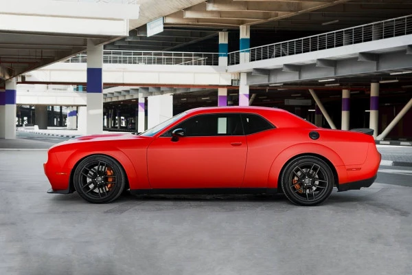 Dodge Challenger V8 Hellcat (rojo), 2018
