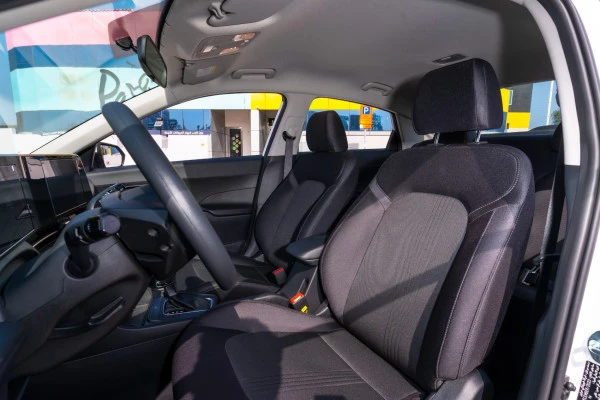 Hyundai Accent (White), 2024