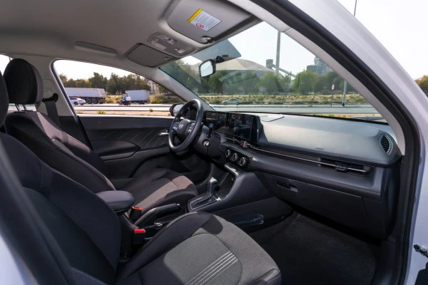 Hyundai Accent (White), 2024