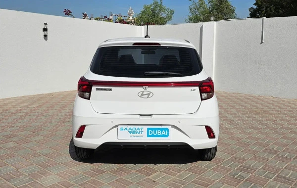 Hyundai i10 (Белый), 2025